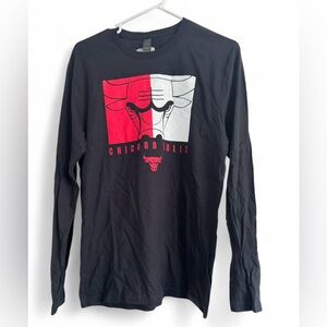 New NBA Chicago Bulls Dual Logo Graphic Long Sleeve T-Shirt Men's Medium